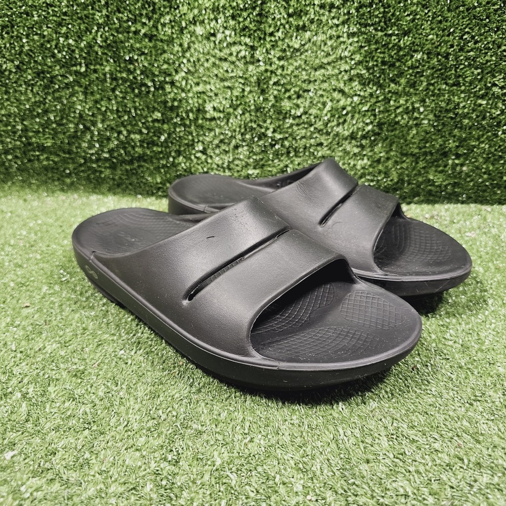 OOFOS Black Slide Sandals
